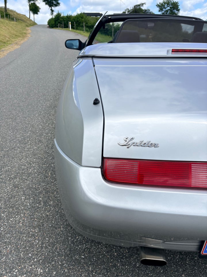 Alfa Romeo Spider 2,0 TS 16V 2d