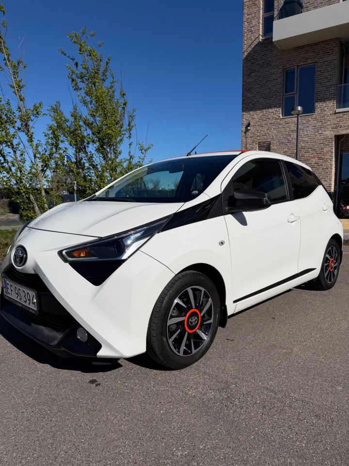 Toyota Aygo 1,0 VVT-i x-sky 5d