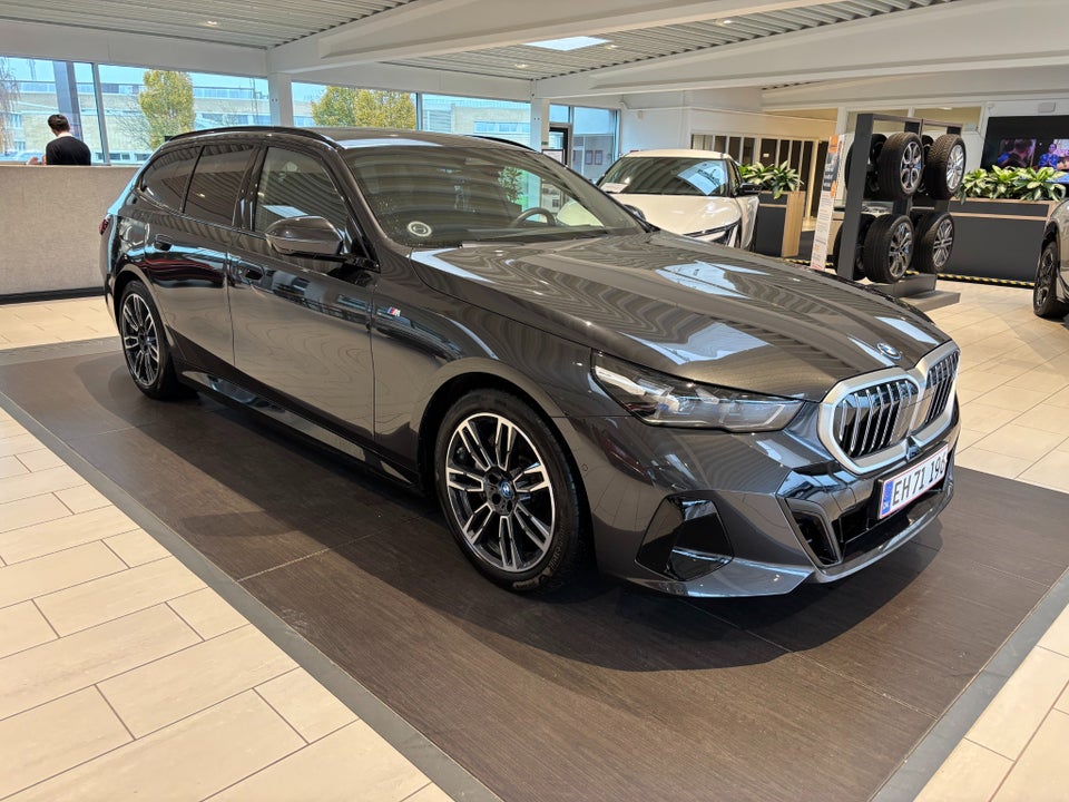 BMW i5 eDrive40 Touring M-Sport 5d