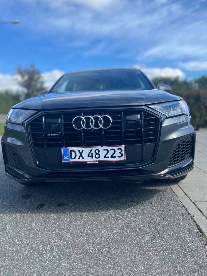 Audi Q7 50 TDi S-line quattro Tiptr. 5d