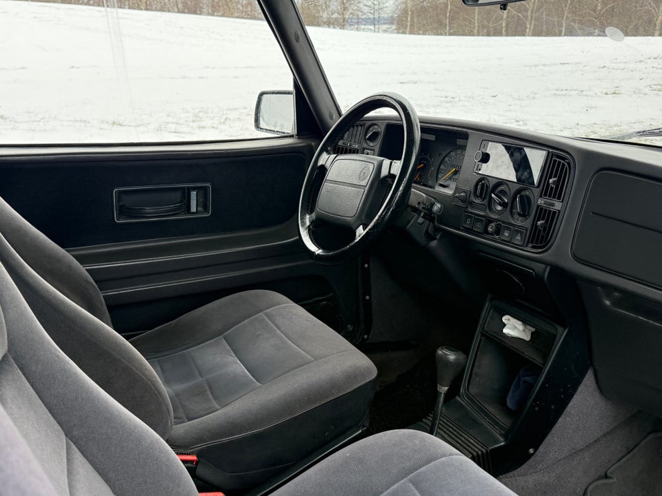 Saab 900 2,0 S Turbo 3d