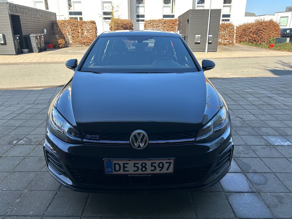 VW Golf VII 1,4 GTE DSG 5d