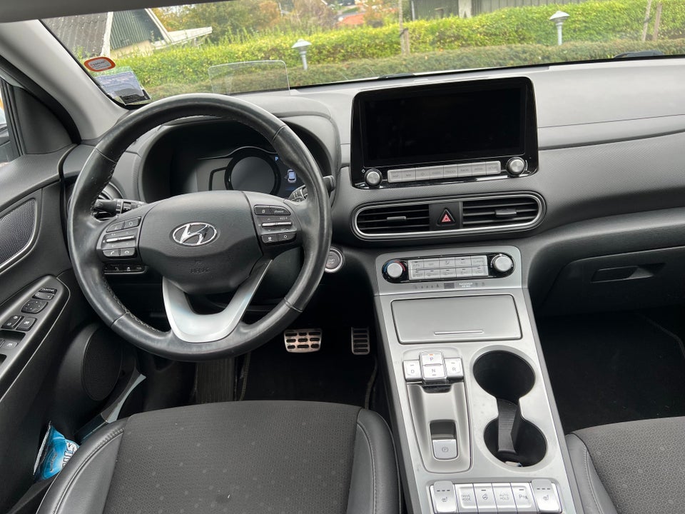Hyundai Kona 64 EV Premium 5d
