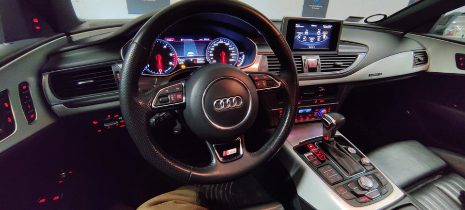 Audi A7 3,0 TDi 245 S-line Sportback quattro S-tr. 5d