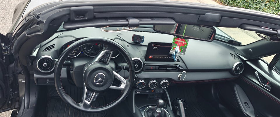 Mazda MX-5 2,0 SkyActiv-G 160 RF Sport 2d