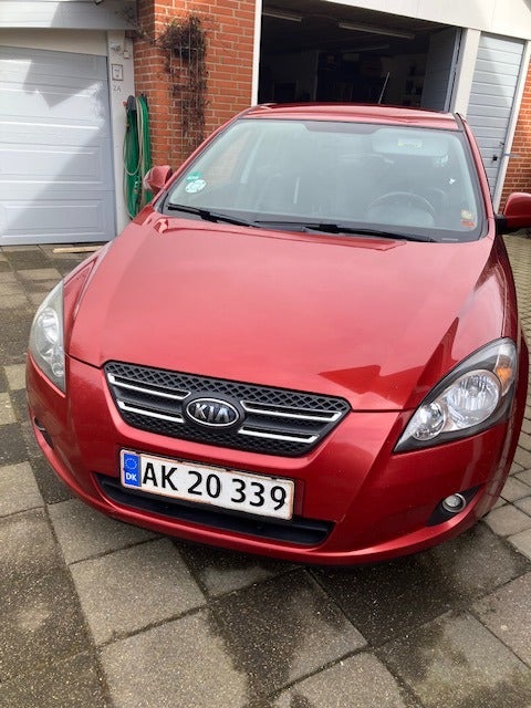 Kia Ceed 1,6 CRDi Exclusive SW 5d