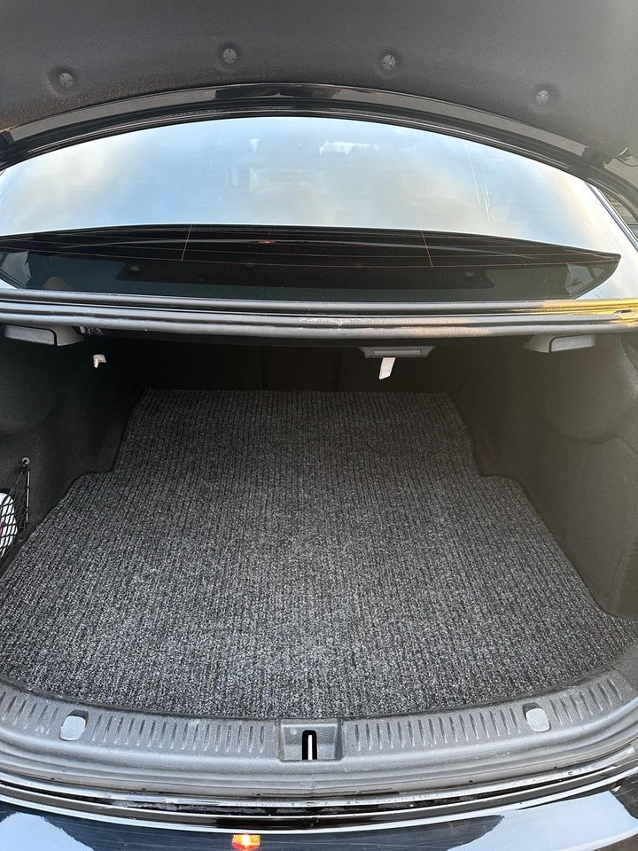 Mercedes E220 d 2,0 aut. 4d