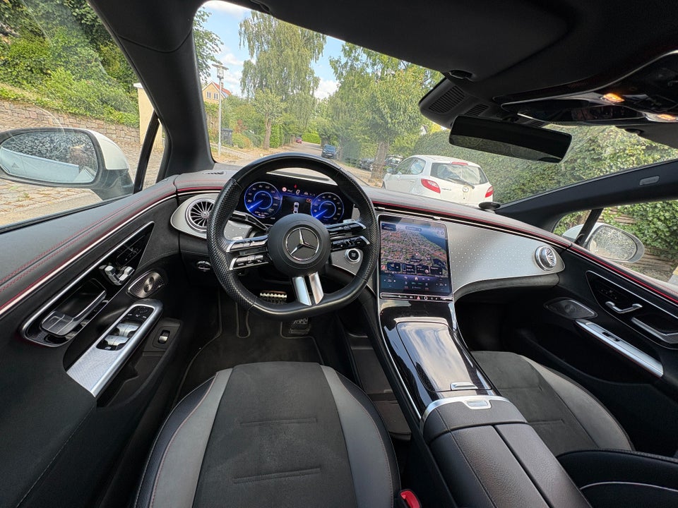 Mercedes EQE350 AMG Line 4d