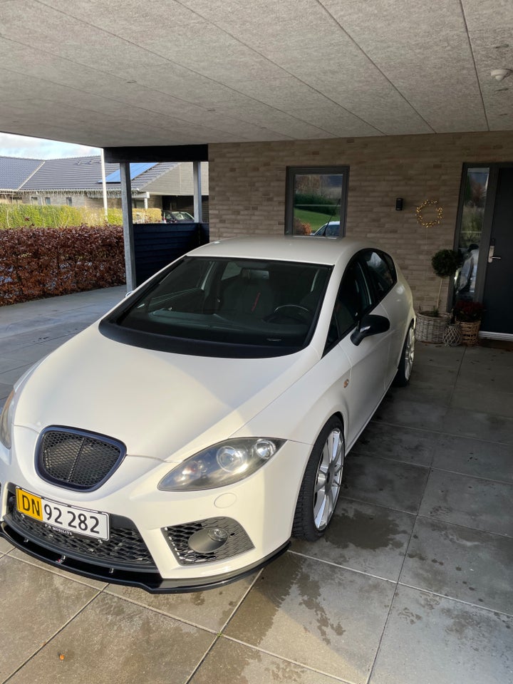 Seat Leon 2,0 TSi 241 Cupra Van 5d