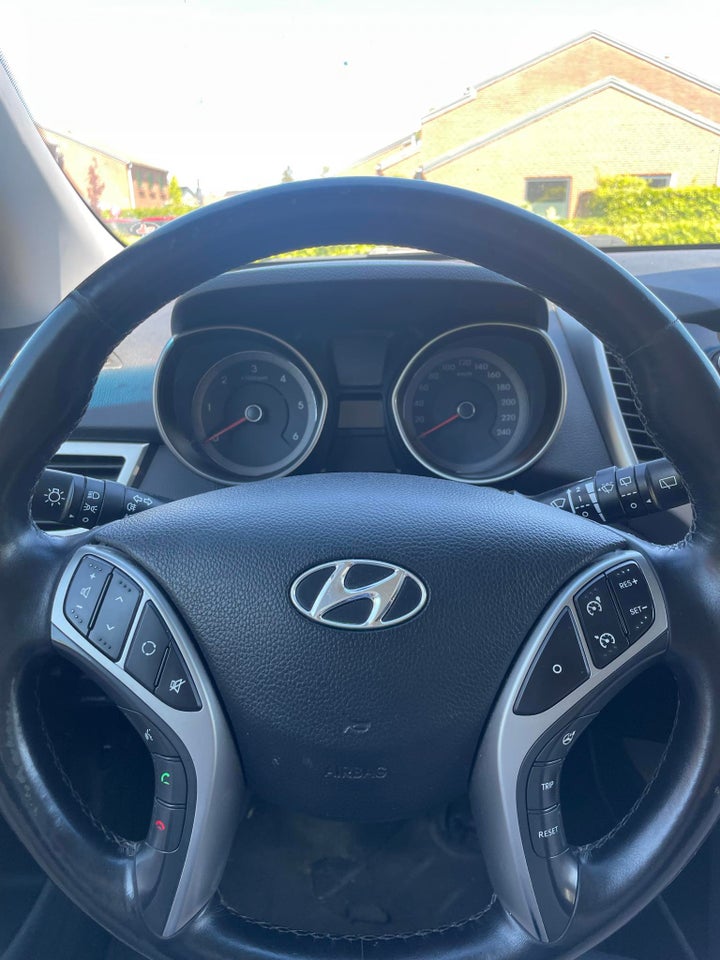 Hyundai i30 1,6 CRDi 110 Active+ 5d