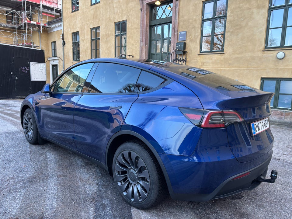 Tesla Model Y Long Range AWD 5d