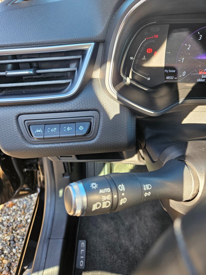 Renault Clio V 1,0 TCe 100 Intens 5d