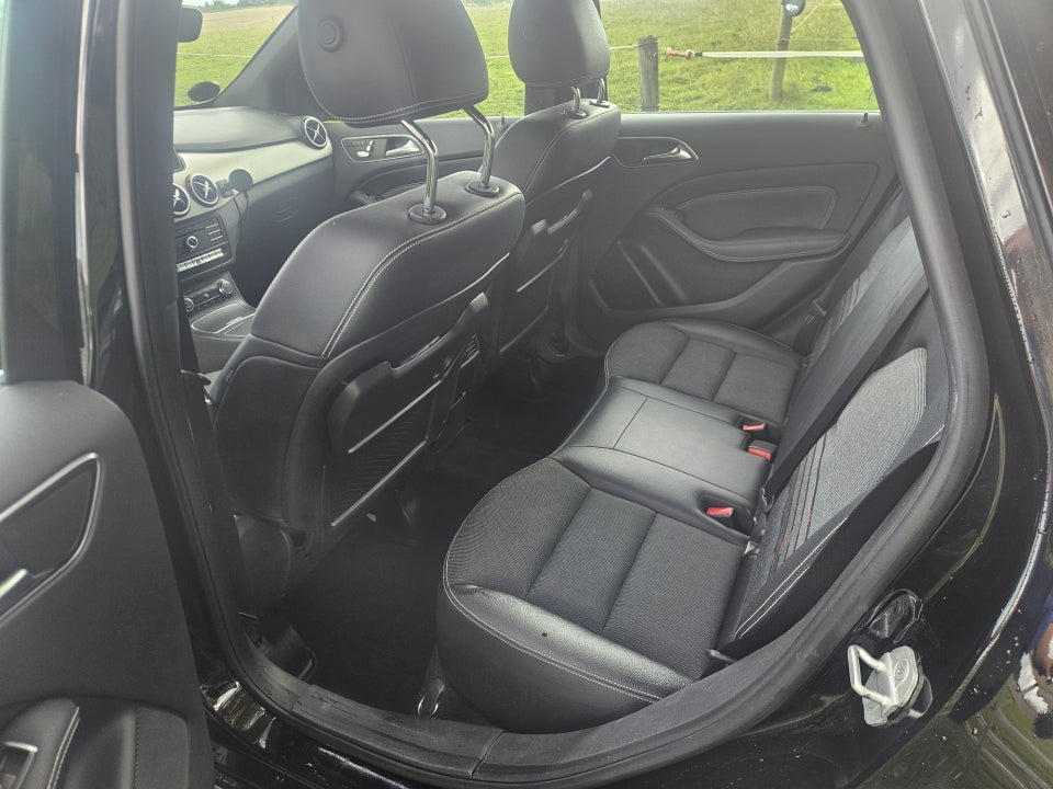 Mercedes B220 2,2 CDi aut. 5d
