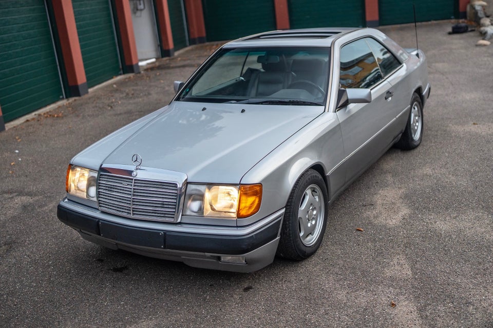 Mercedes 300 CE 3,0 Coupé aut. 2d