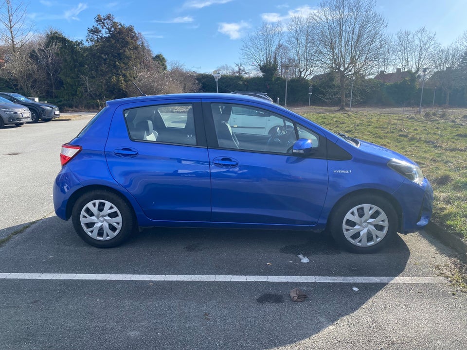 Toyota Yaris 1,5 Hybrid H2 e-CVT 5d