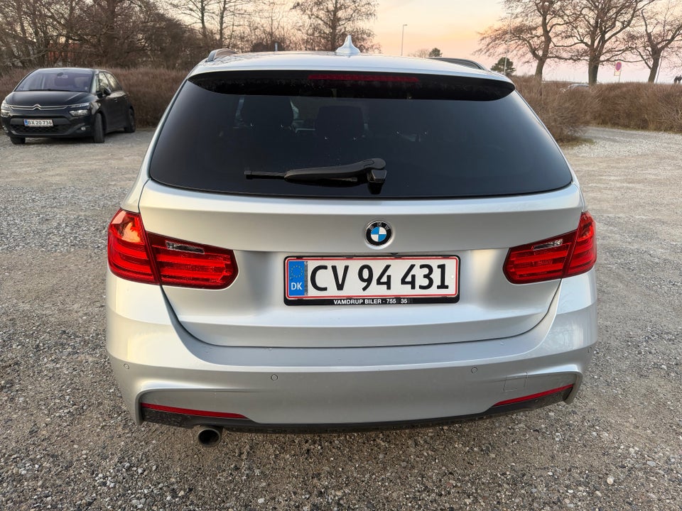 BMW 320d 2,0 Touring M-Sport xDrive 5d