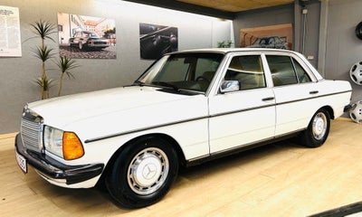 Mercedes 230 E 2,3 aut. 4d