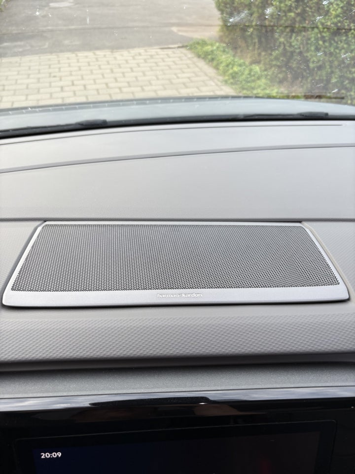 VW Multivan 1,4 eHybrid Style DSG kort