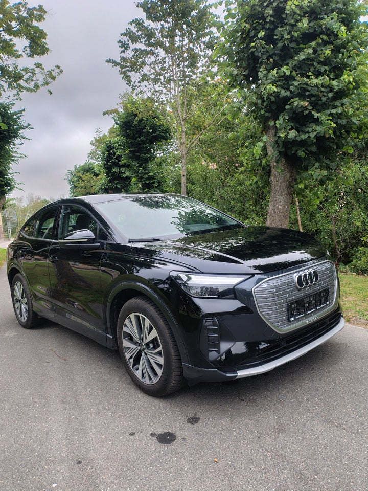 Audi Q4 e-tron 40 Advanced Sportback 5d
