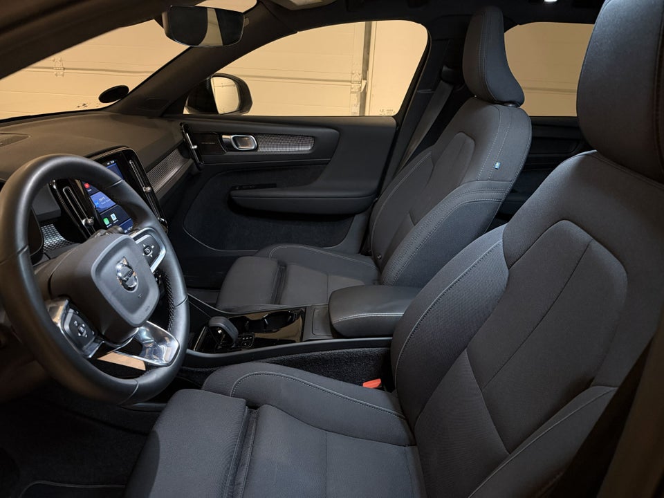 Volvo XC40 P6 ReCharge Pro 5d