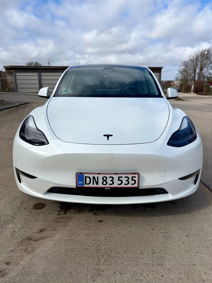 Tesla Model Y Long Range AWD 5d