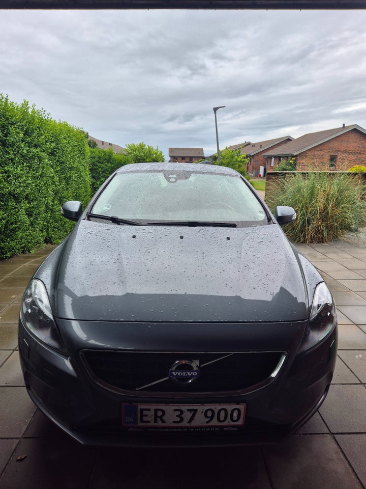 Volvo V40 1,6 D2 115 Drive-E 5d