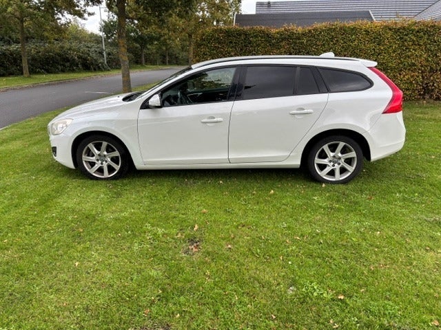 Volvo V60 1,6 DRIVe Kinetic Van 5d