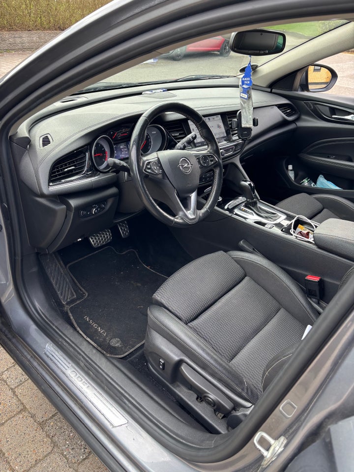 Opel Insignia 1,5 T 165 OPC Line Sports Tourer aut. 5d