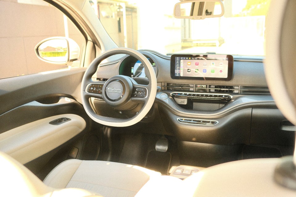 Fiat 500e 42 la Prima by Bocelli 3d