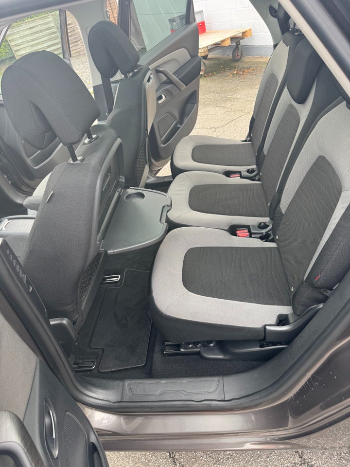Citroën C4 Picasso 1,6 BlueHDi 120 Intensive EAT6 5d