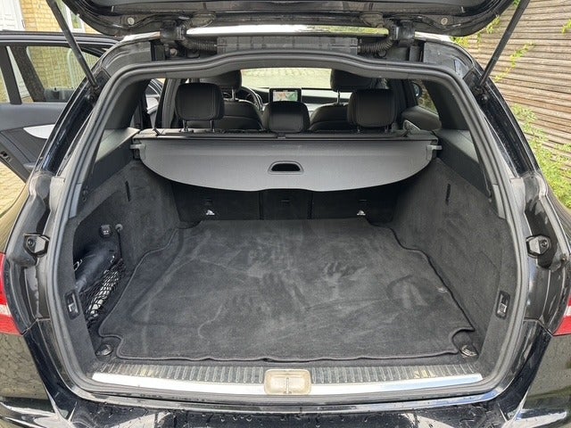 Mercedes C220 d 2,2 AMG Line stc. aut. 4Matic 5d
