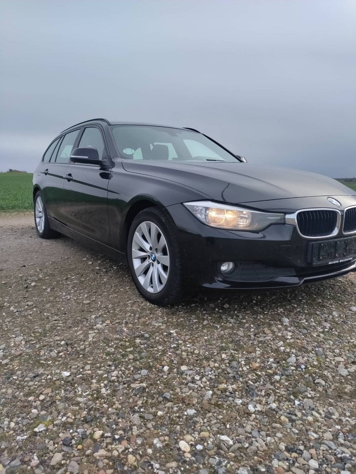 BMW 318d 2,0 Touring aut. 5d