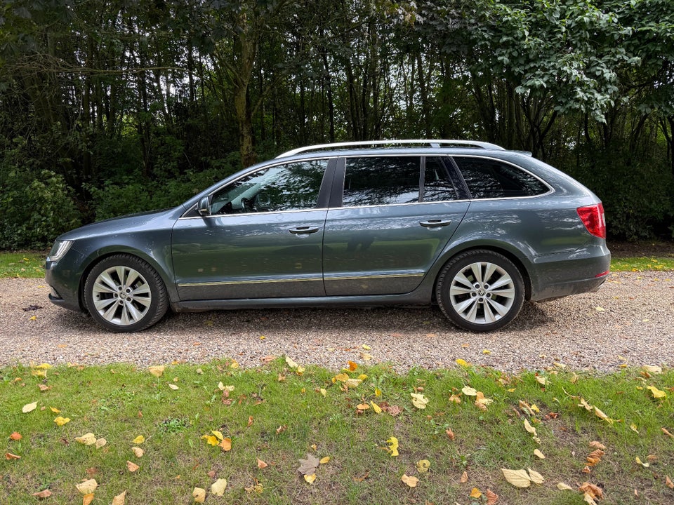 Skoda Superb 2,0 TDi 140 Ambition DSG 5d