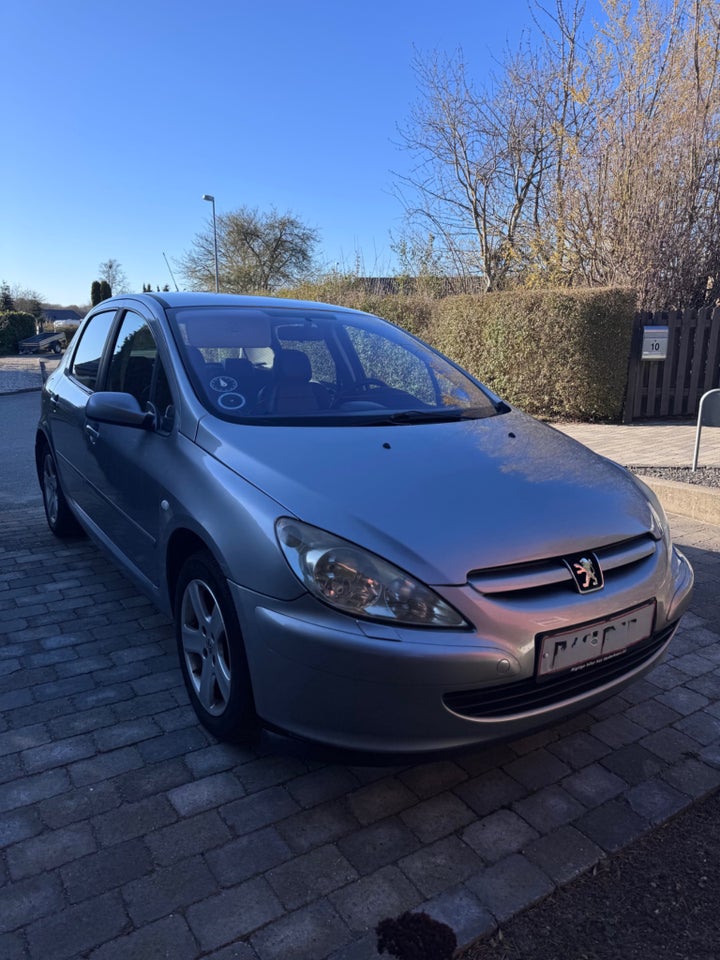 Peugeot 307 2,0 Griffe 5d