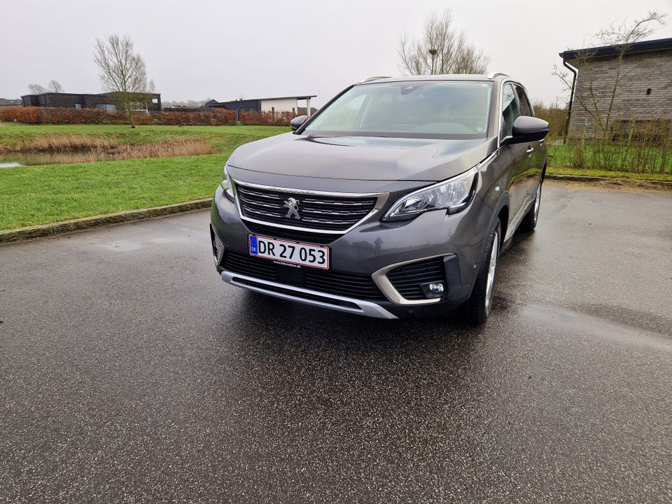 Peugeot 5008 1,2 PureTech 130 Allure EAT8 7prs 5d