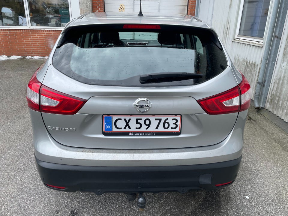 Nissan Qashqai 1,2 Dig-T 115 Acenta Connect 5d