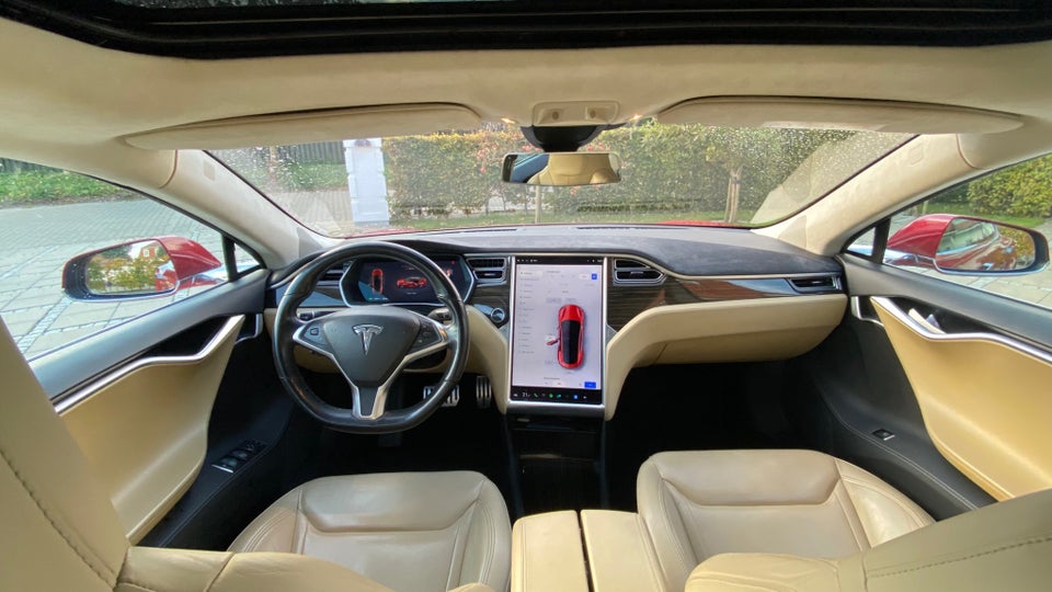 Tesla Model S P85D 5d