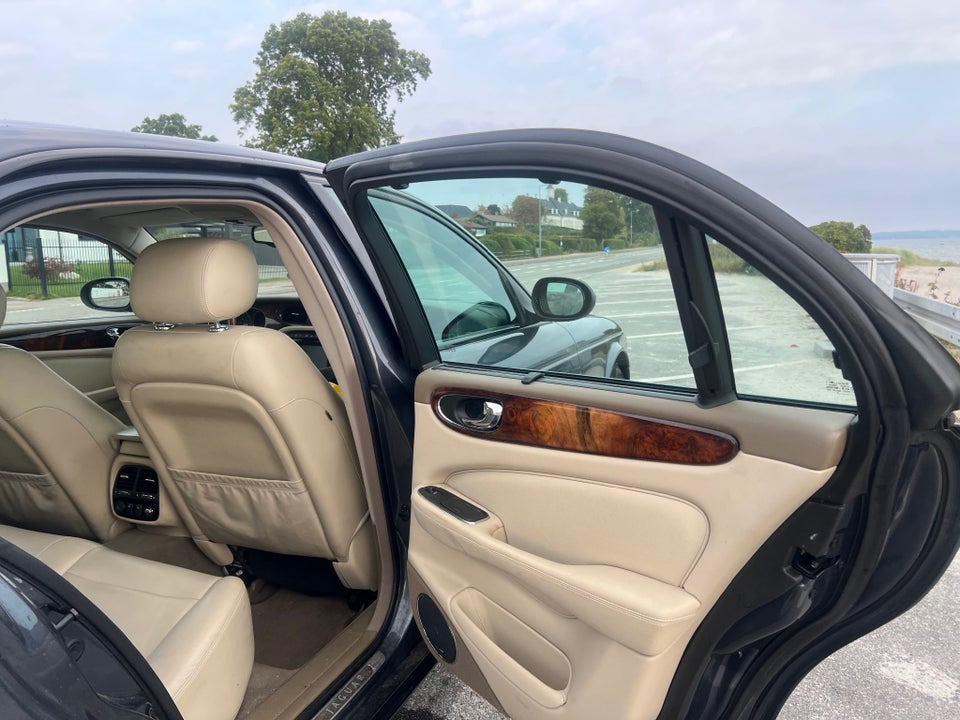 Jaguar XJR 4,2 aut. 4d