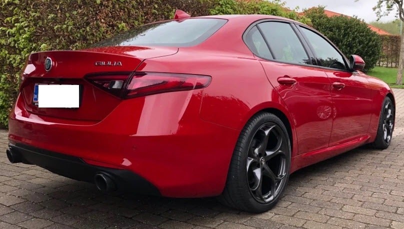 Alfa Romeo Giulia 2,0 T 200 aut. 4d