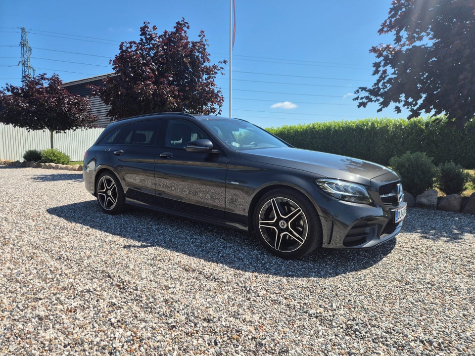 Mercedes C220 d 2,0 AMG Line Night Edition stc. aut. 5d