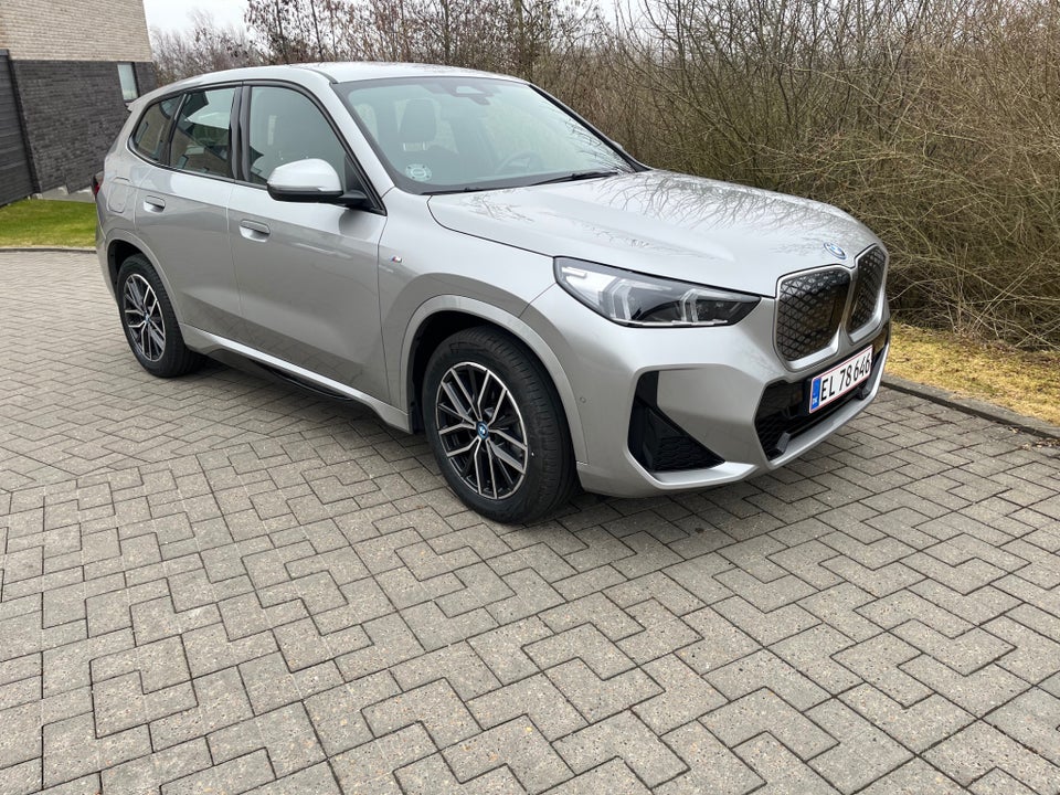BMW iX1 eDrive20 M-Sport 5d