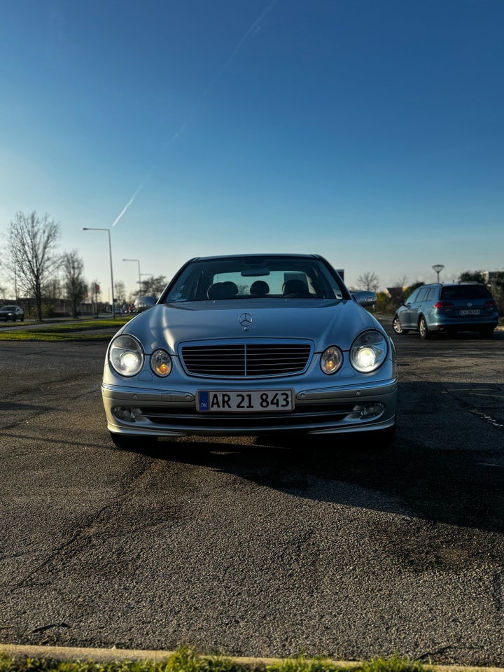 Mercedes E500 5,0 Avantgarde aut. 4d