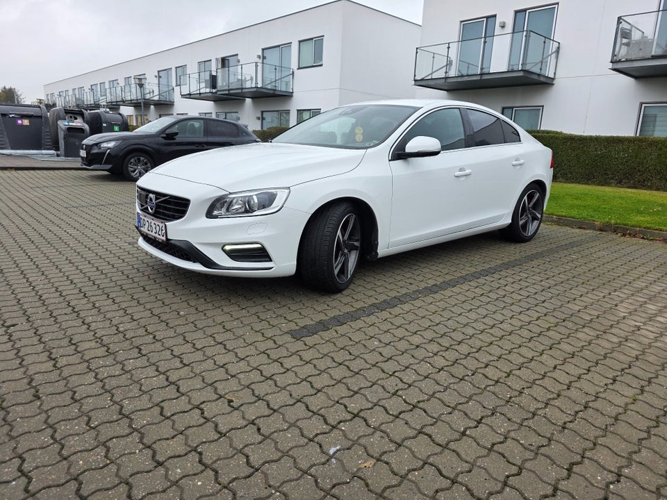 Volvo S60 2,0 D4 190 R-Design aut. 4d