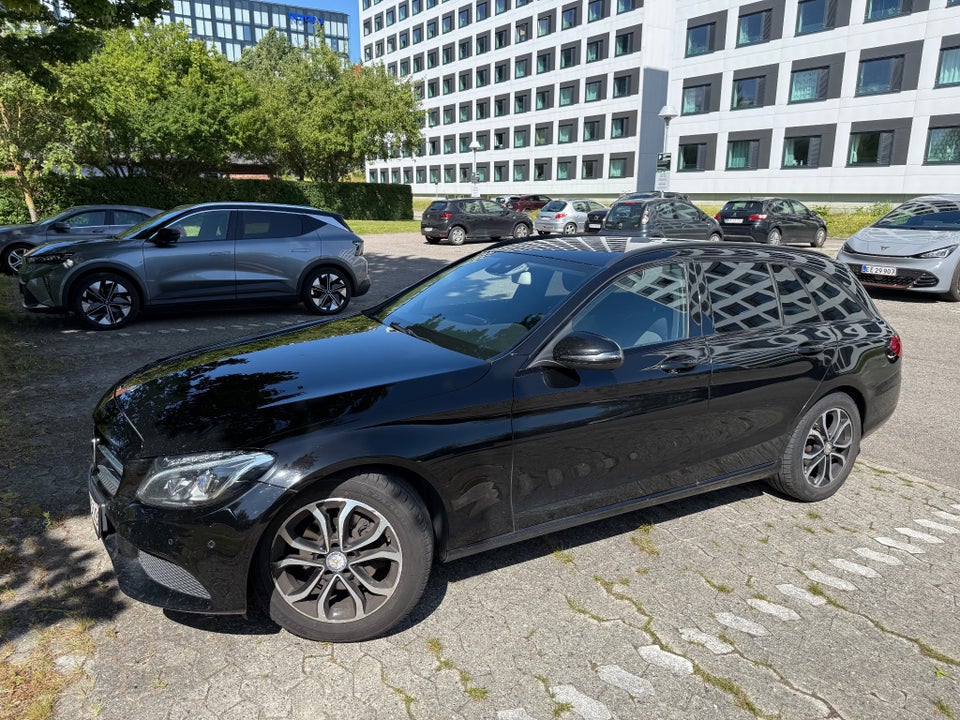 Mercedes C220 d 2,2 Exclusive stc. aut. 5d