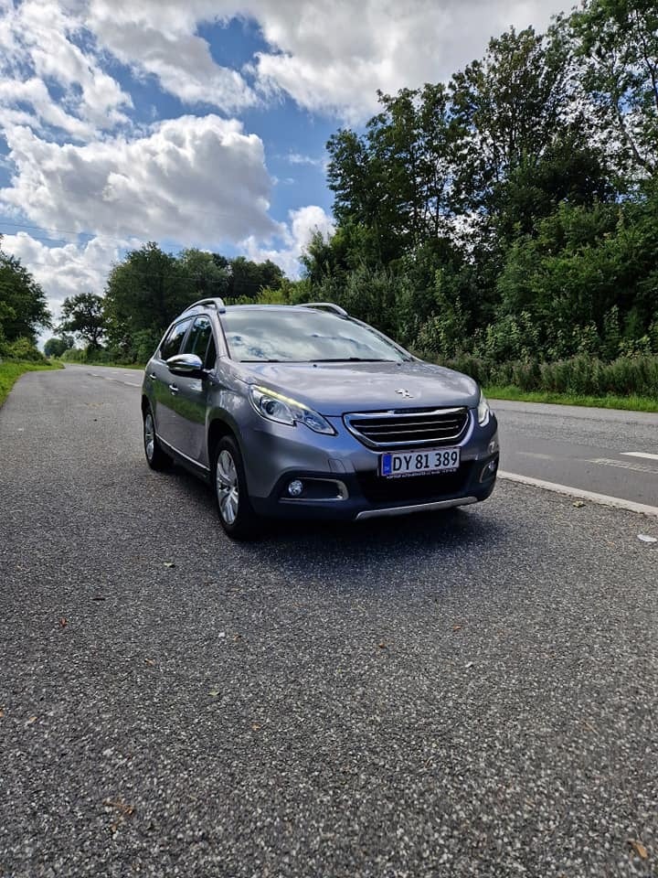 Peugeot 2008 1,2 VTi 82 Style 5d