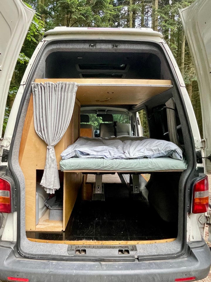 VW Transporter 2,5 TDi 174 Kombi DSG lang 5d