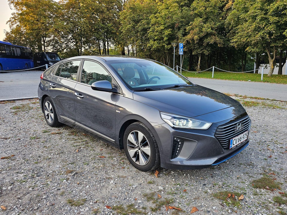 Hyundai Ioniq 1,6 PHEV Premium DCT 5d