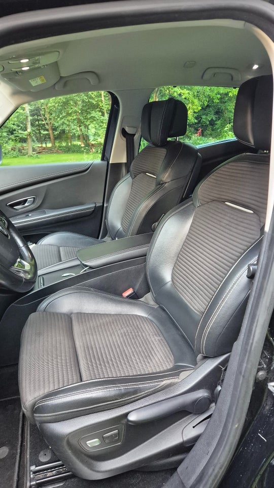 Renault Scenic IV 1,5 dCi 110 Bose Edition EDC 5d