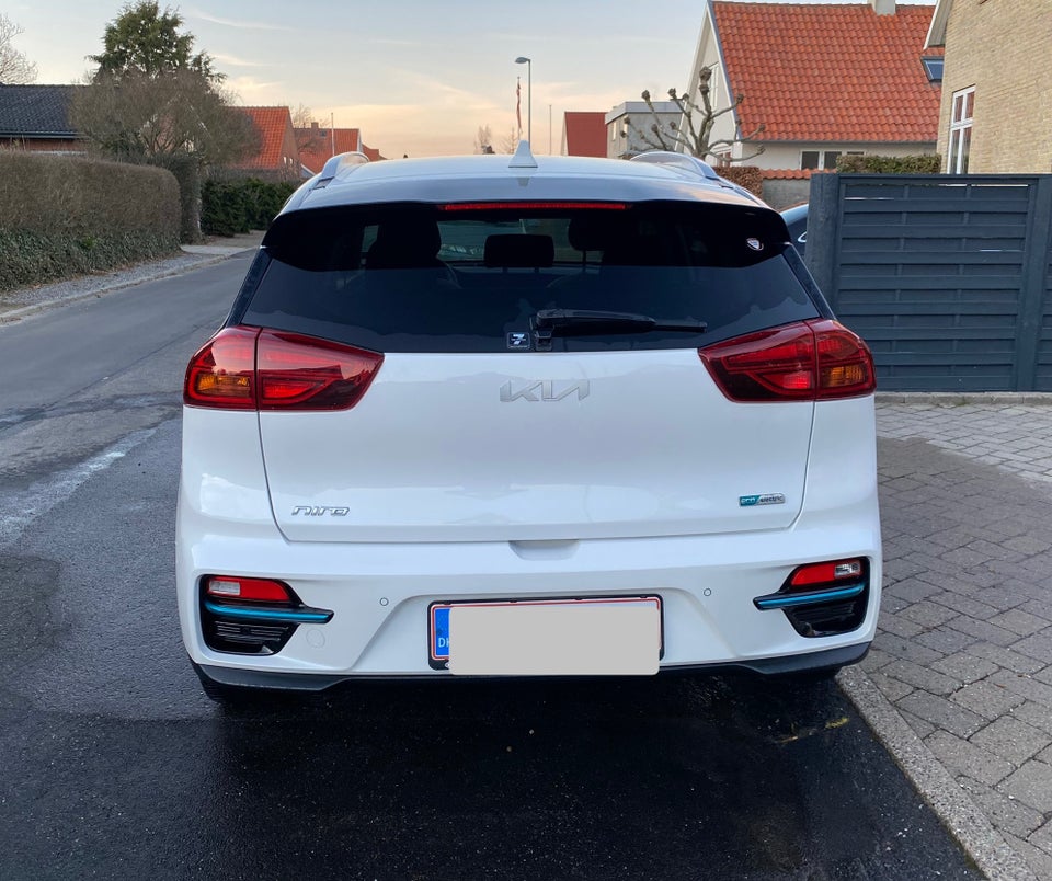 Kia e-Niro 64 Premium 5d