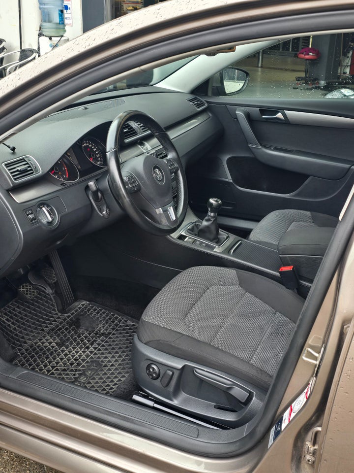 VW Passat 1,4 TSi 122 Highline BMT 4d